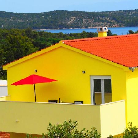 Apartment Gaby Božava Εξωτερικό φωτογραφία