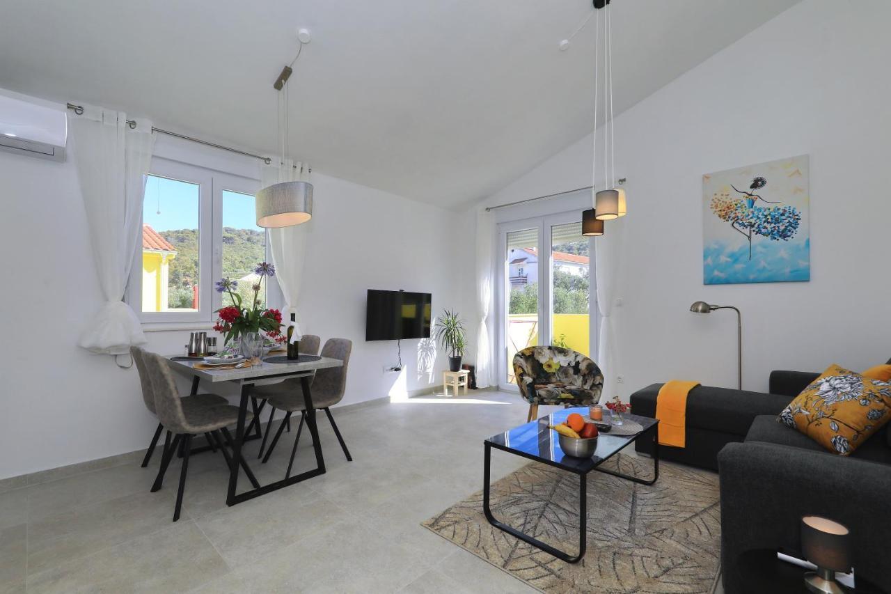 Apartment Gaby Božava Εξωτερικό φωτογραφία