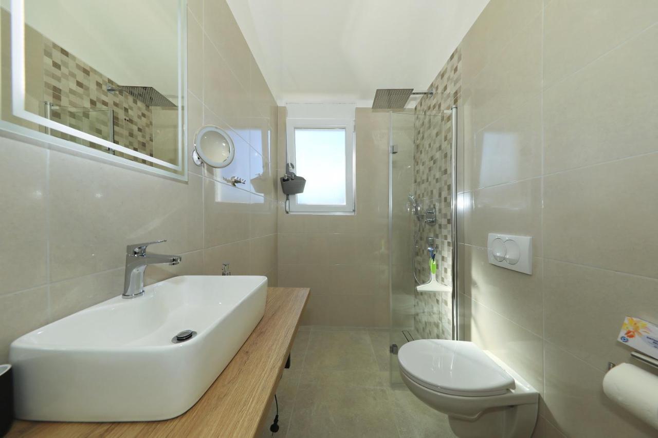 Apartment Gaby Božava Εξωτερικό φωτογραφία