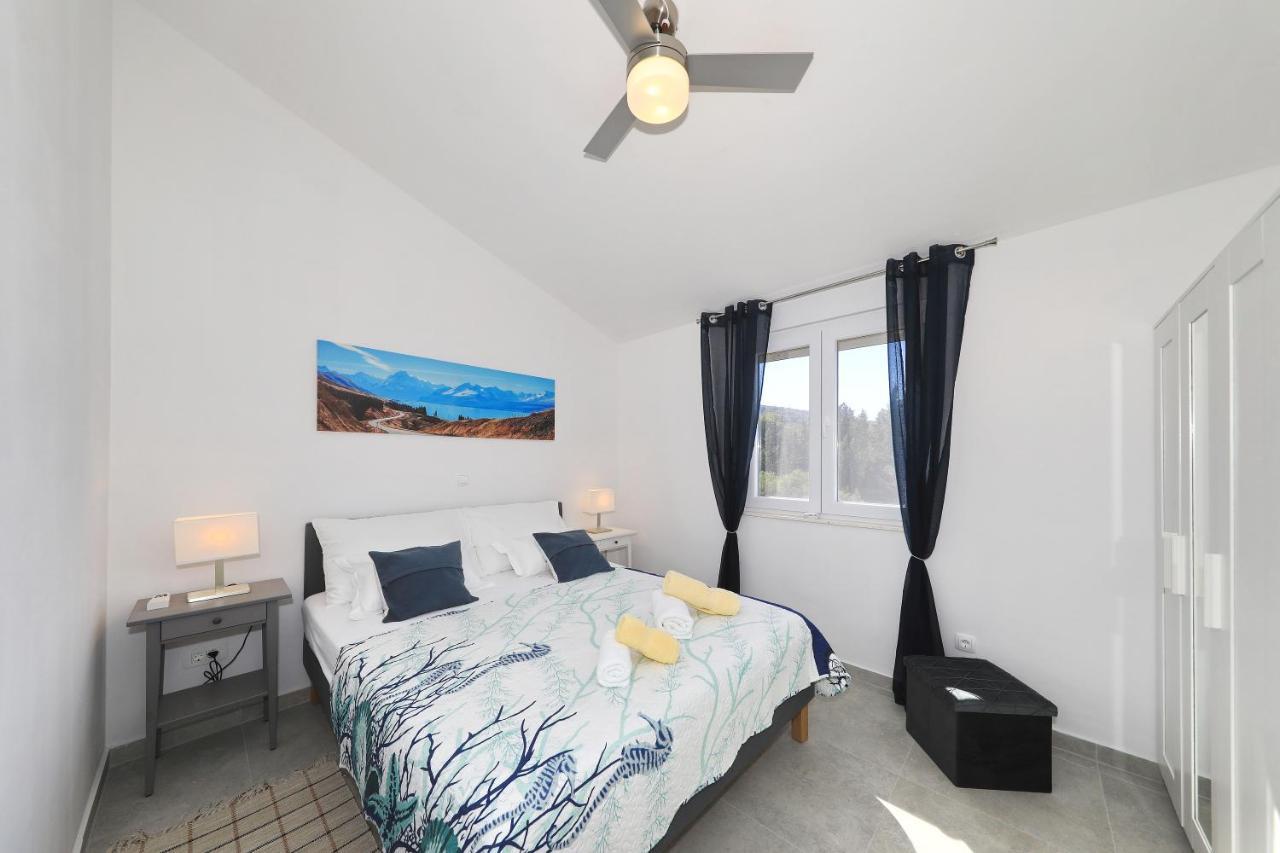 Apartment Gaby Božava Εξωτερικό φωτογραφία