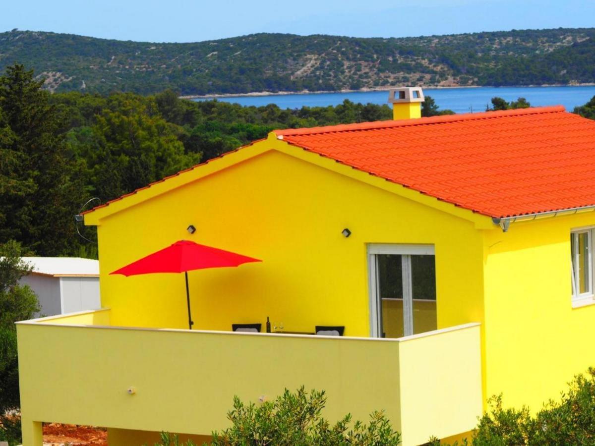Apartment Gaby Božava Εξωτερικό φωτογραφία